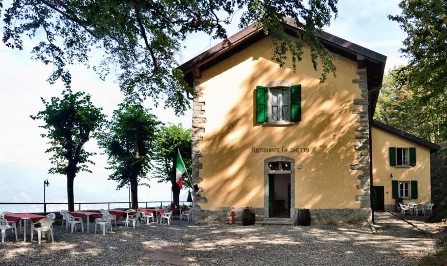 Ristorante Hotel Falchetto Brunate Exterior photo